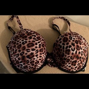 (2)Women’s 38DD  Bebe push up bras